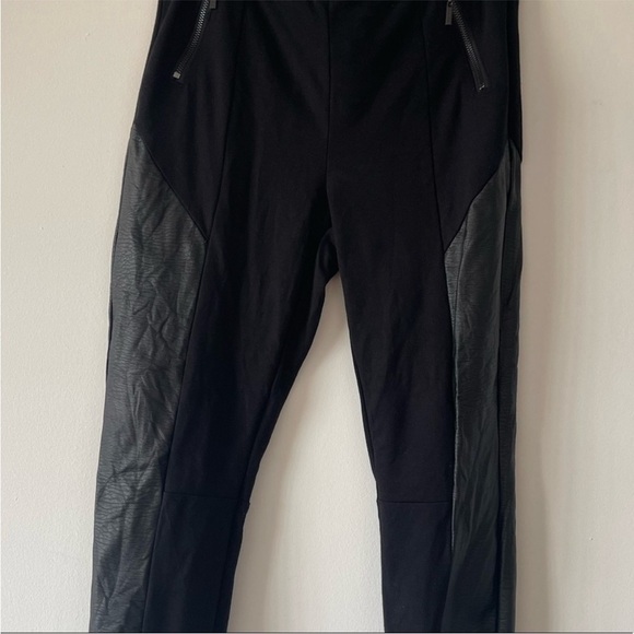 BISOU BISOU by Michele Bohbot black leggings w/
faux leather details. Large - Picture 11 of 15